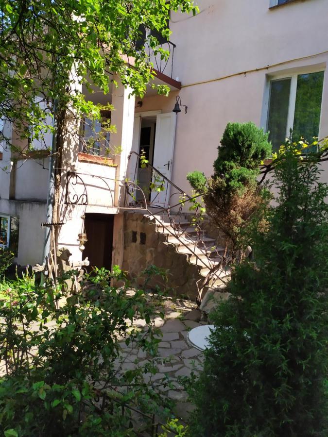 Hotel Vilni Kimnaty Mukaczewo Zewnętrze zdjęcie